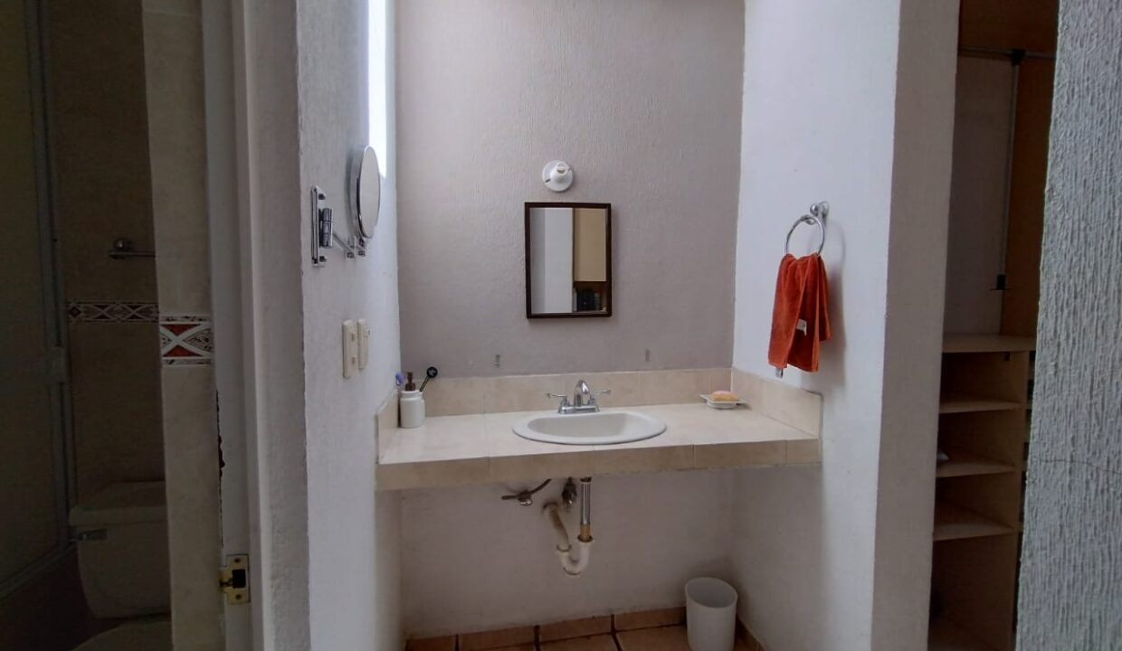 2ef8cf9f-721f-4863-8776-51fd25ec1dd9