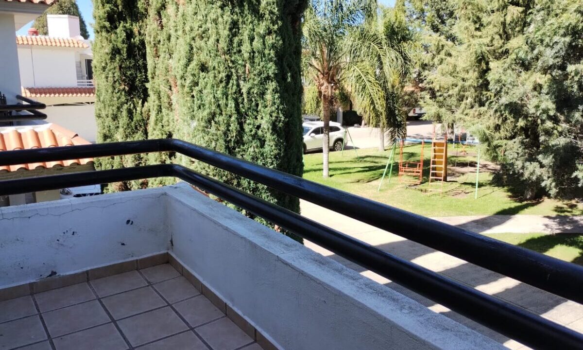 c5297593-0225-45dc-8d9c-6e6c72ca09ec