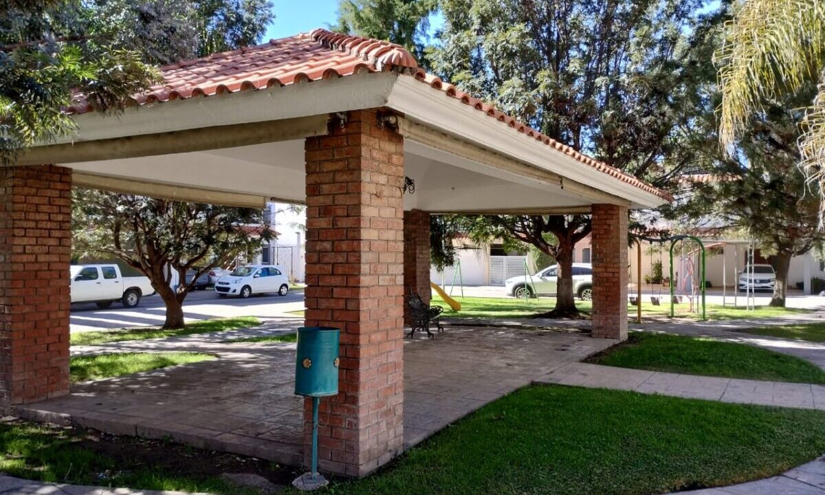 db0febbc-7cd2-4a47-841f-97db63919c9f