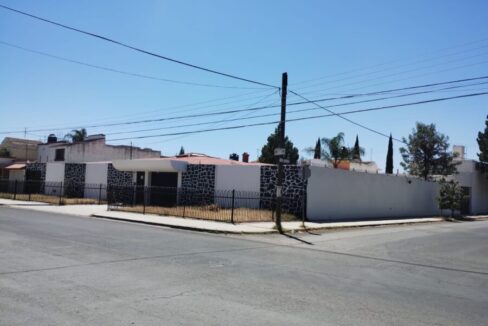 aa580fb2-2100-4676-9153-992cbedc7eeb